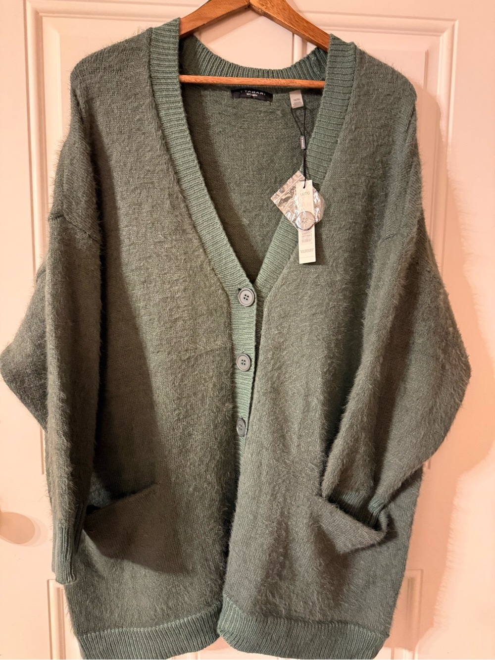Tahari Green Knit Crewneck Sweater with Spare Button and front pockets